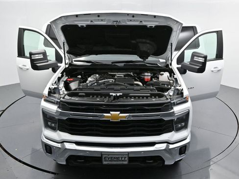 Used 2025 Chevrolet Silverado 2500 LT w/ All Star Edition image 40