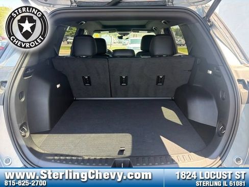 Used 2026 Chevrolet Equinox RS w/ Safety and Technology Package AWD/4WD image 24