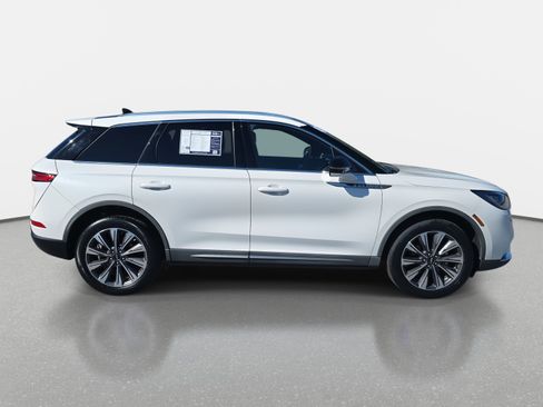 Used 2021 Lincoln Corsair Reserve w/ Elements Package image 4