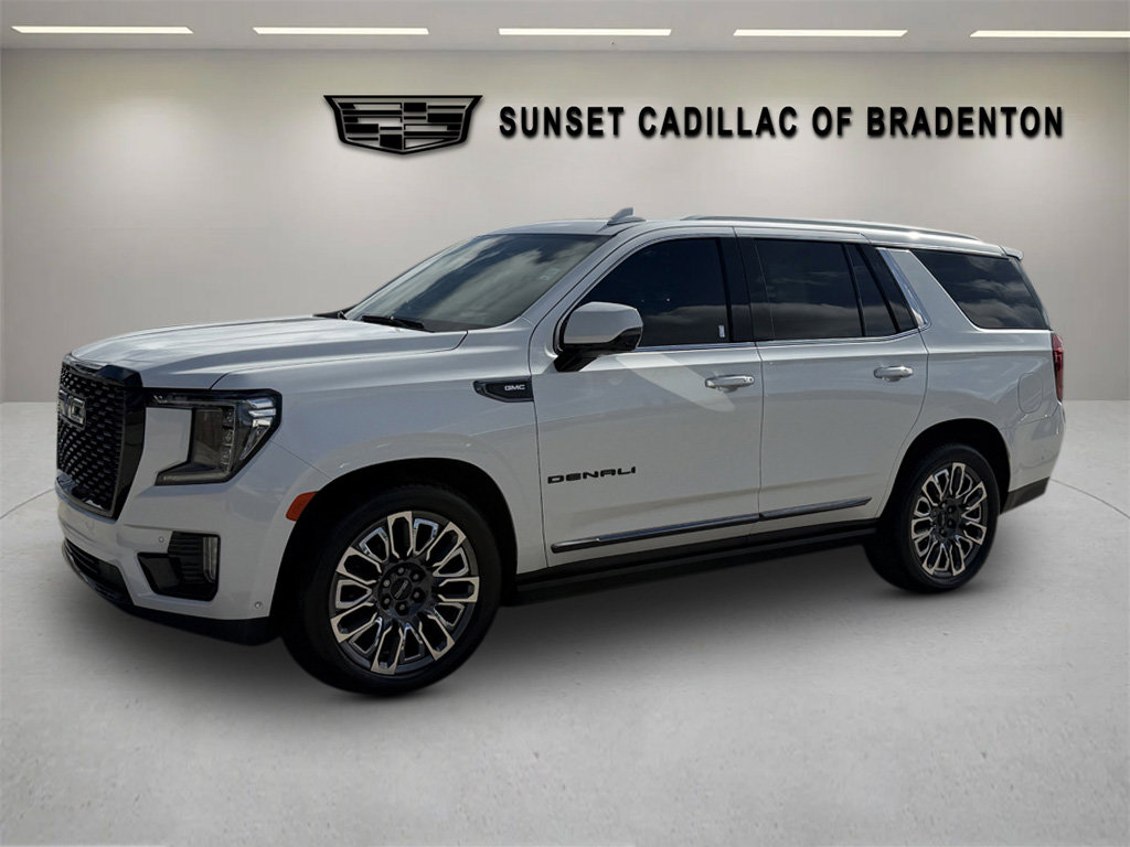Used 2023 GMC Yukon Denali Ultimate w/ LPO, Floor Liner Package AWD/4WD image 7