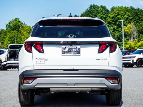Used 2025 Hyundai Tucson Blue AWD/4WD image 12