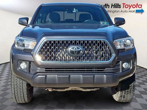 Certified 2019 Toyota Tacoma TRD Off-Road AWD/4WD image 2