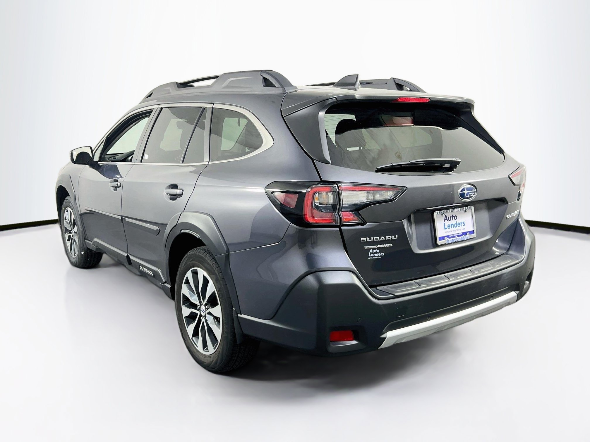 Used 2023 Subaru Outback Limited AWD/4WD image 7