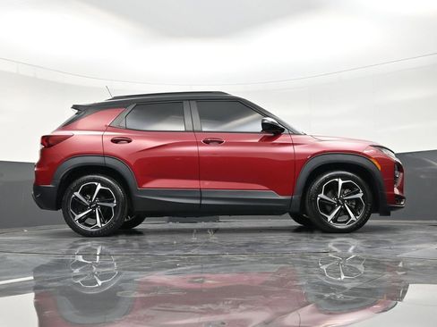 Used 2021 Chevrolet TrailBlazer RS w/ Sun and Liftgate Package image 25