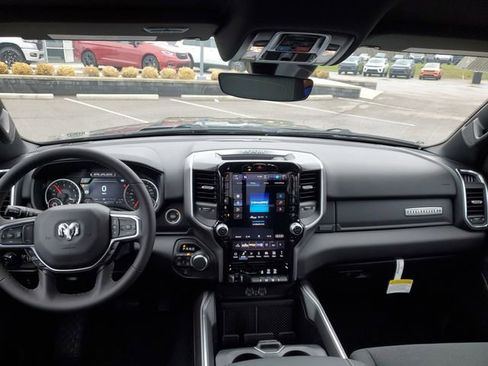 New 2026 RAM 1500 4x4 Crew Cab image 14