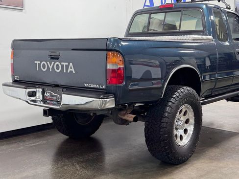 Used 1997 Toyota Tacoma 4x4 Xtracab V6 image 6