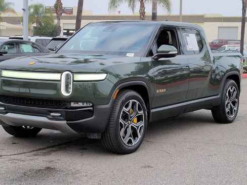 Used 2023 Rivian R1T Launch Edition image 5