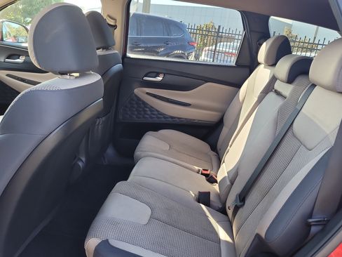 Used 2020 Hyundai Santa Fe SEL image 12