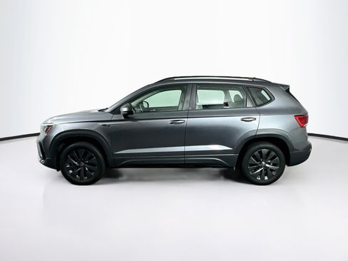 Used 2023 Volkswagen Taos S w/ Driver Assistance Package FWD image 4