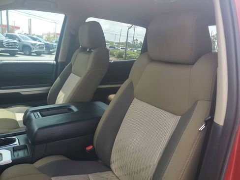 Used 2016 Toyota Tundra SR5 w/ SR5 Upgrade Package RWD image 25