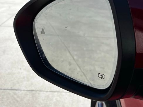 Used 2023 Alfa Romeo Stelvio Sprint image 11