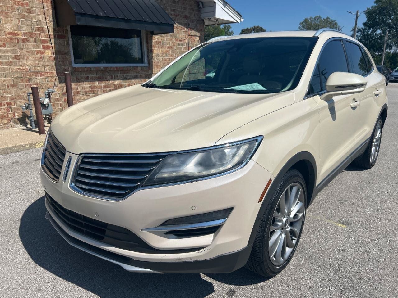 Used 2018 Lincoln MKC Reserve FWD image 1