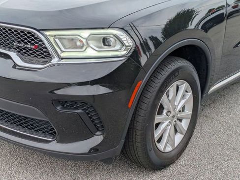 Used 2023 Dodge Durango SXT AWD/4WD image 9
