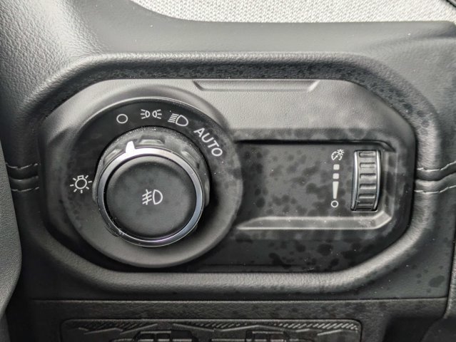 Certified 2026 Jeep Wrangler Unlimited Sahara AWD/4WD image 25