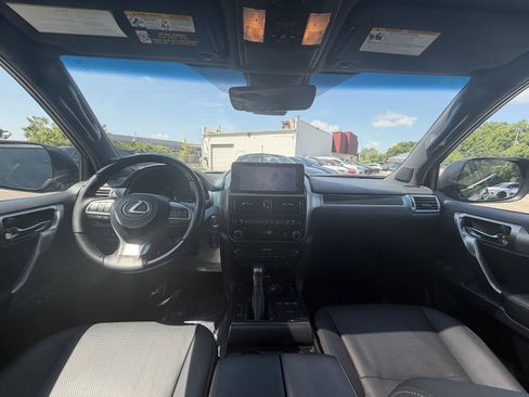 Used 2023 Lexus GX 460 Premium w/ Premium Package AWD/4WD image 28