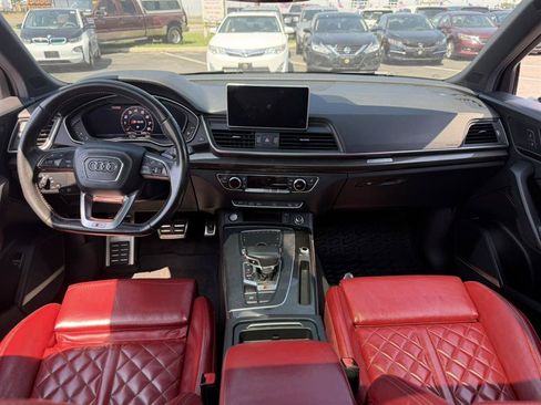 Used 2018 Audi SQ5 Premium Plus w/ Navigation Package AWD/4WD image 21