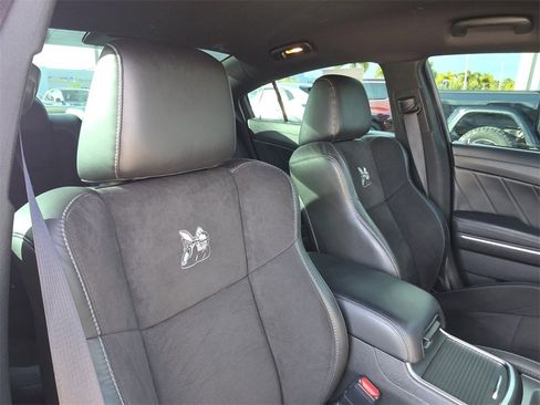 Used 2022 Dodge Charger Scat Pack w/ Plus Group image 11