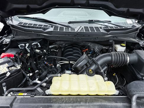 Used 2021 Ford F150 Platinum w/ Max Trailer Tow Package image 11