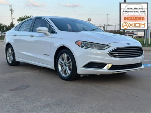 Used 2018 Ford Fusion SE w/ Equipment Group 602A FWD image 1