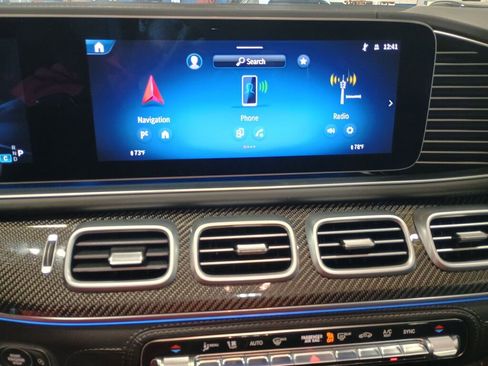 Used 2025 Mercedes-Benz GLS 63 AMG 4MATIC image 15