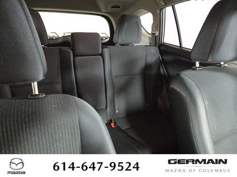 Used 2016 Toyota RAV4 LE image 19