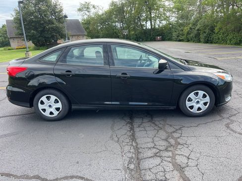 Used 2017 Ford Focus S FWD image 6