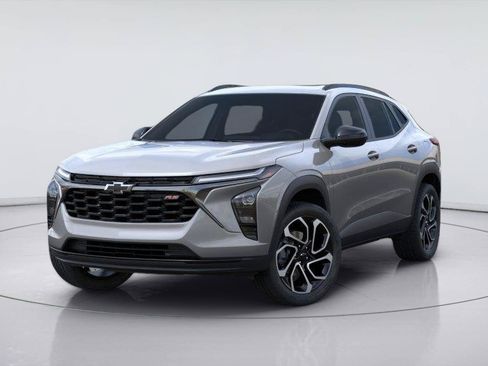 New 2026 Chevrolet Trax RS w/ Sunroof Package FWD image 8