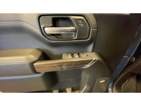 Used 2021 Chevrolet Silverado 1500 LT Trail Boss w/ LT Trail Boss Premium Package AWD/4WD image 11
