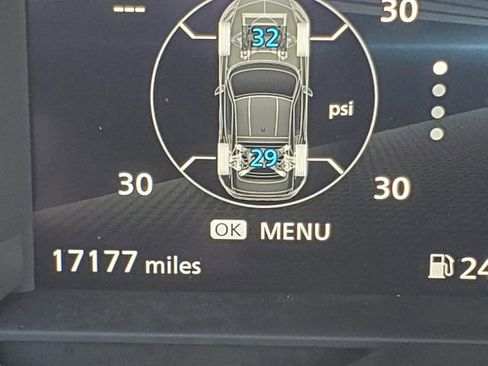 Certified 2024 Nissan Z Performance w/ Floor Mat Package image 31