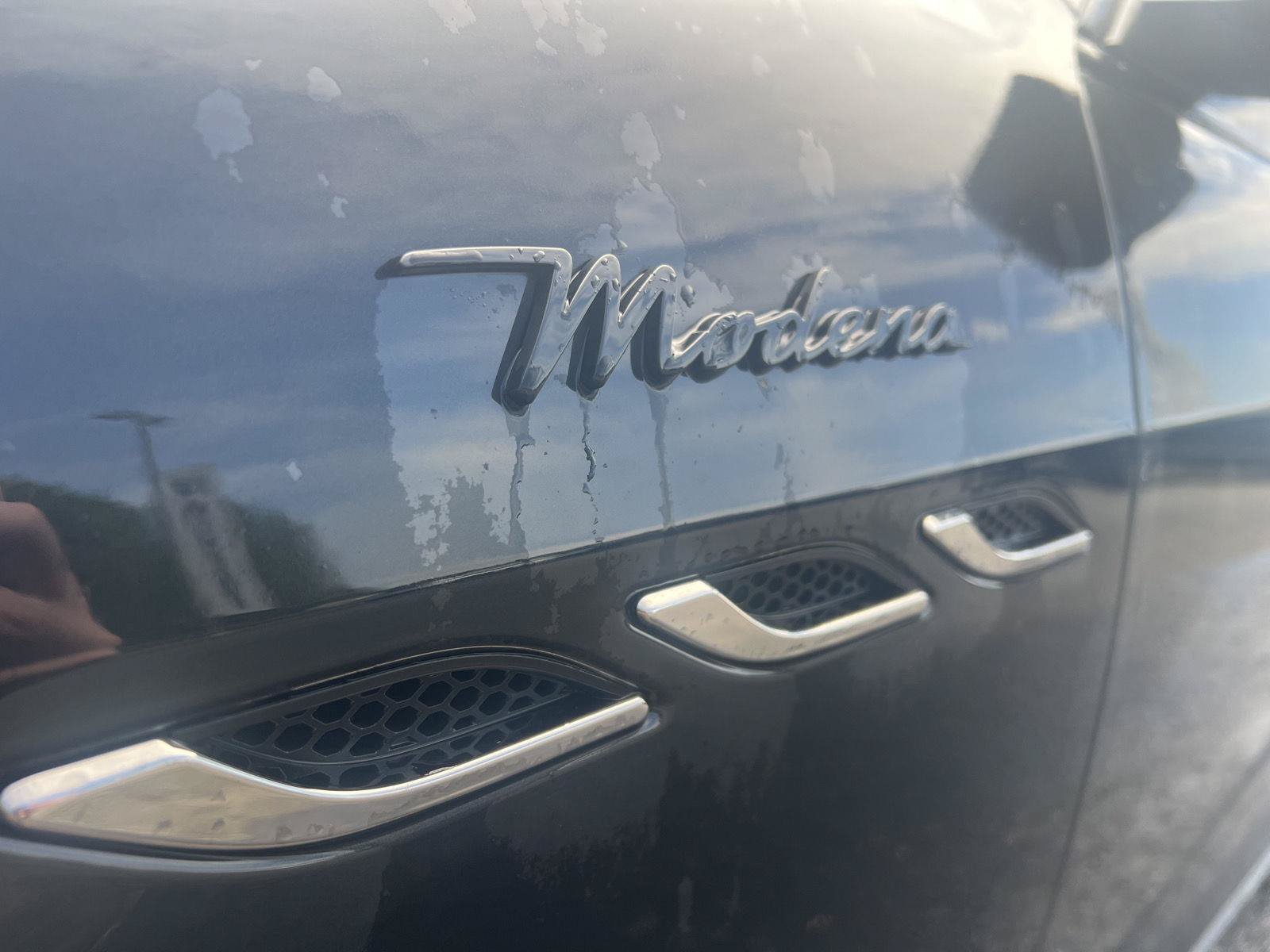 Used 2023 Maserati Ghibli Modena Q4 AWD/4WD image 9