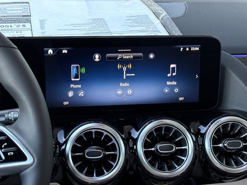 New 2026 Mercedes-Benz GLA 250 GLA 250 image 47