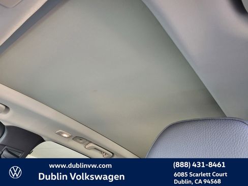 Used 2023 Volvo XC90 T8 Plus image 18