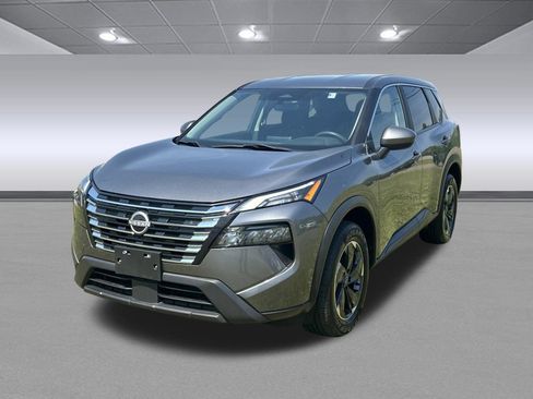 Used 2024 Nissan Rogue SV AWD/4WD image 7