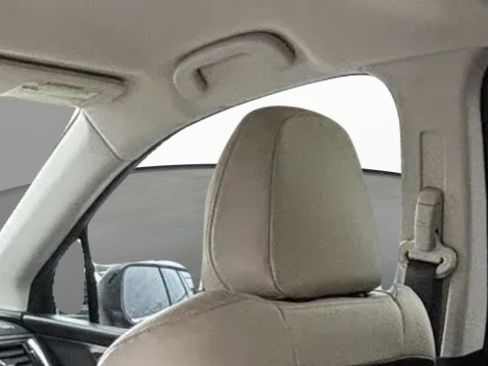 Used 2023 Subaru Ascent Limited image 23