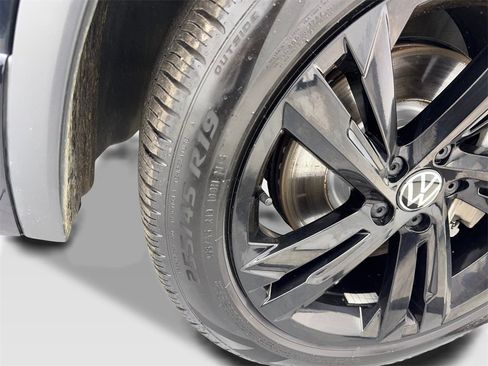 Used 2024 Volkswagen Tiguan SE R-Line image 84