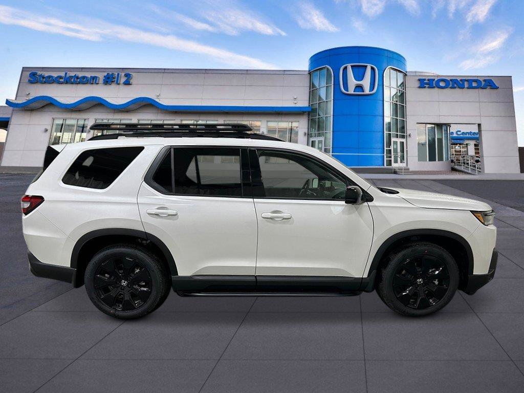 New 2026 Honda Pilot Black Edition image 6