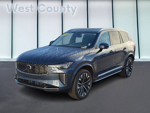 Certified 2025 Volvo XC90 B6 Plus image 9