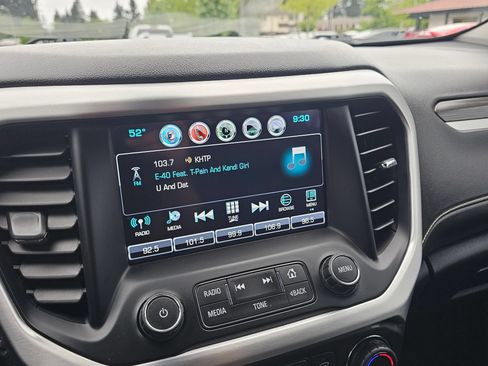 Used 2019 GMC Acadia SLT AWD/4WD image 17