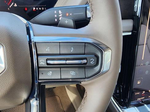 New 2026 GMC Yukon XL Denali w/ Sun & Power Step Package image 22