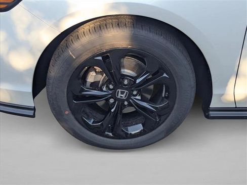 New 2025 Honda Accord SE image 9