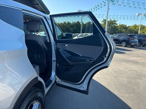 Used 2018 Hyundai Santa Fe Sport image 16