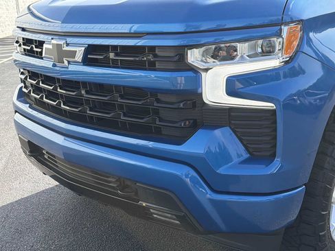 Used 2022 Chevrolet Silverado 1500 RST AWD/4WD image 33