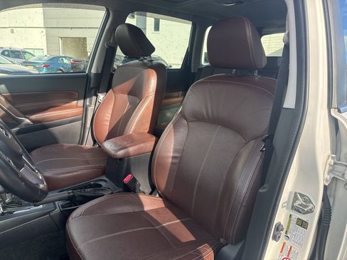 Used 2018 Subaru Forester 2.0XT Touring image 12