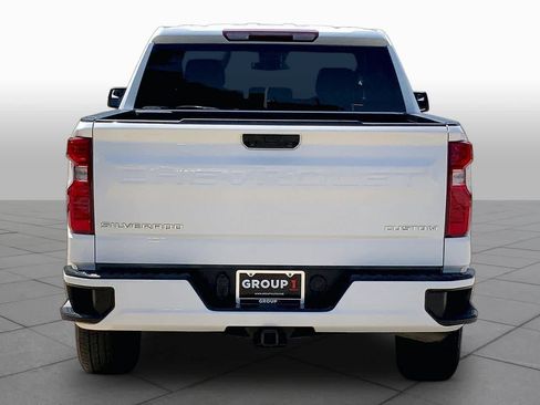 Used 2023 Chevrolet Silverado 1500 Custom AWD/4WD image 5