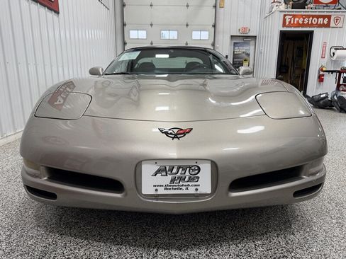 Used 1999 Chevrolet Corvette Coupe w/ Performance Handling Pkg RWD image 14