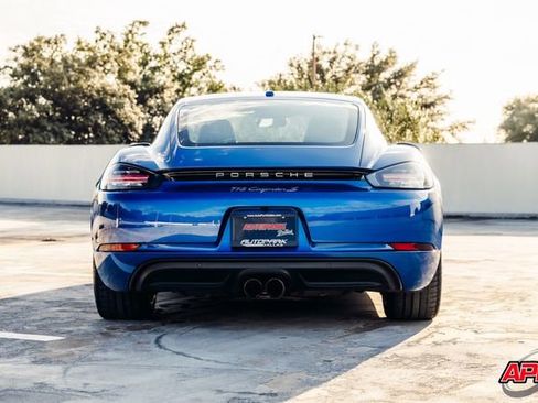 Used 2017 Porsche 718 Cayman S image 15