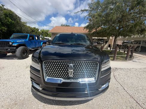 Used 2018 Lincoln Navigator Select RWD image 8