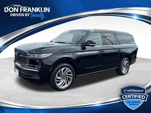 Used 2025 Lincoln Navigator L Reserve AWD/4WD image 1