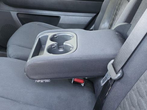 Used 2024 Nissan Pathfinder SV FWD image 10
