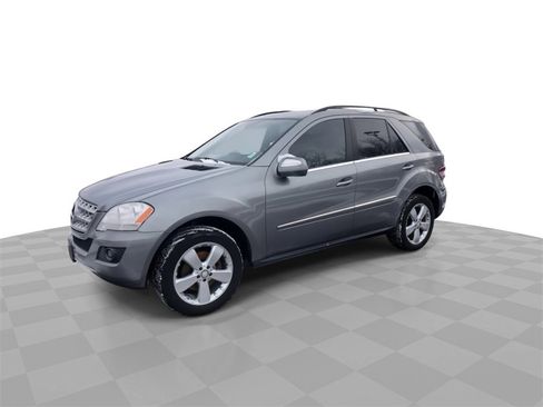 Used 2010 Mercedes-Benz ML 350 4MATIC image 4